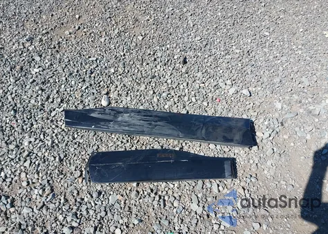 2022 Toyota Rav4 Hybrid Xse z USA, uszkodzony, nr VIN 4T3E6RFV8NU083868